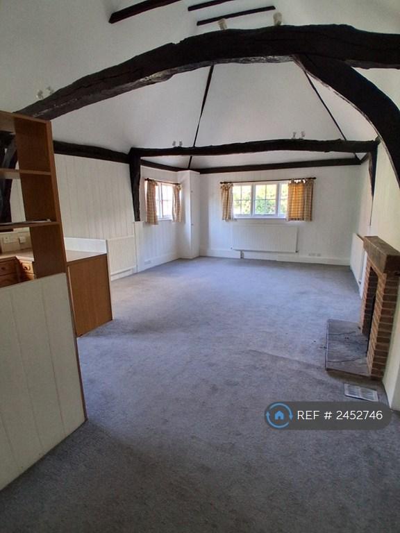 House Walnut Close in East Hertfordshire