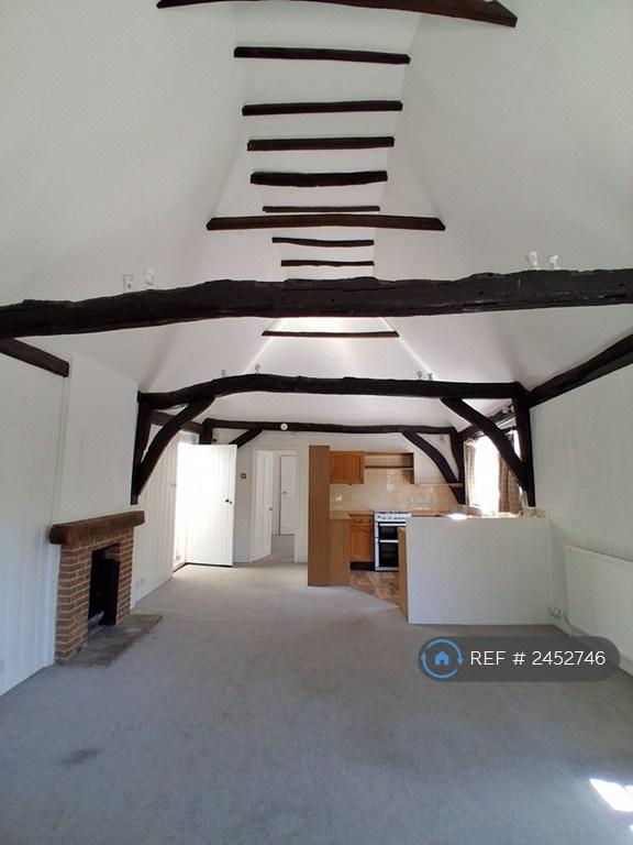 House Walnut Close in East Hertfordshire