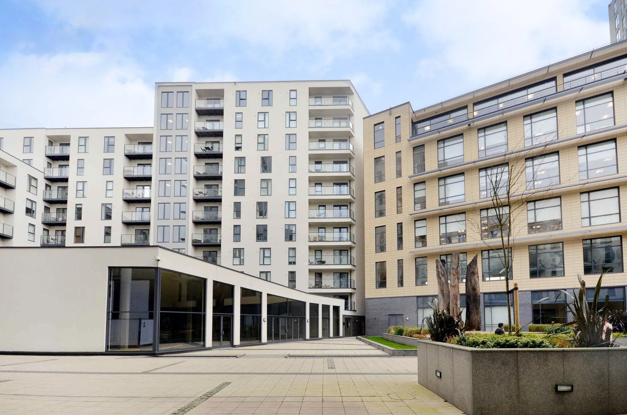 Flat Guildford Road in Woking