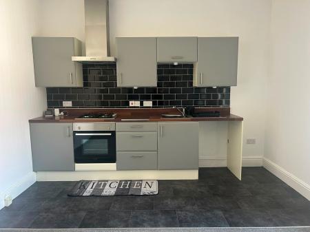 Flat Algernon Street in Grimsby