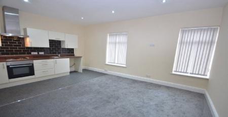 Flat Algernon Street in Grimsby