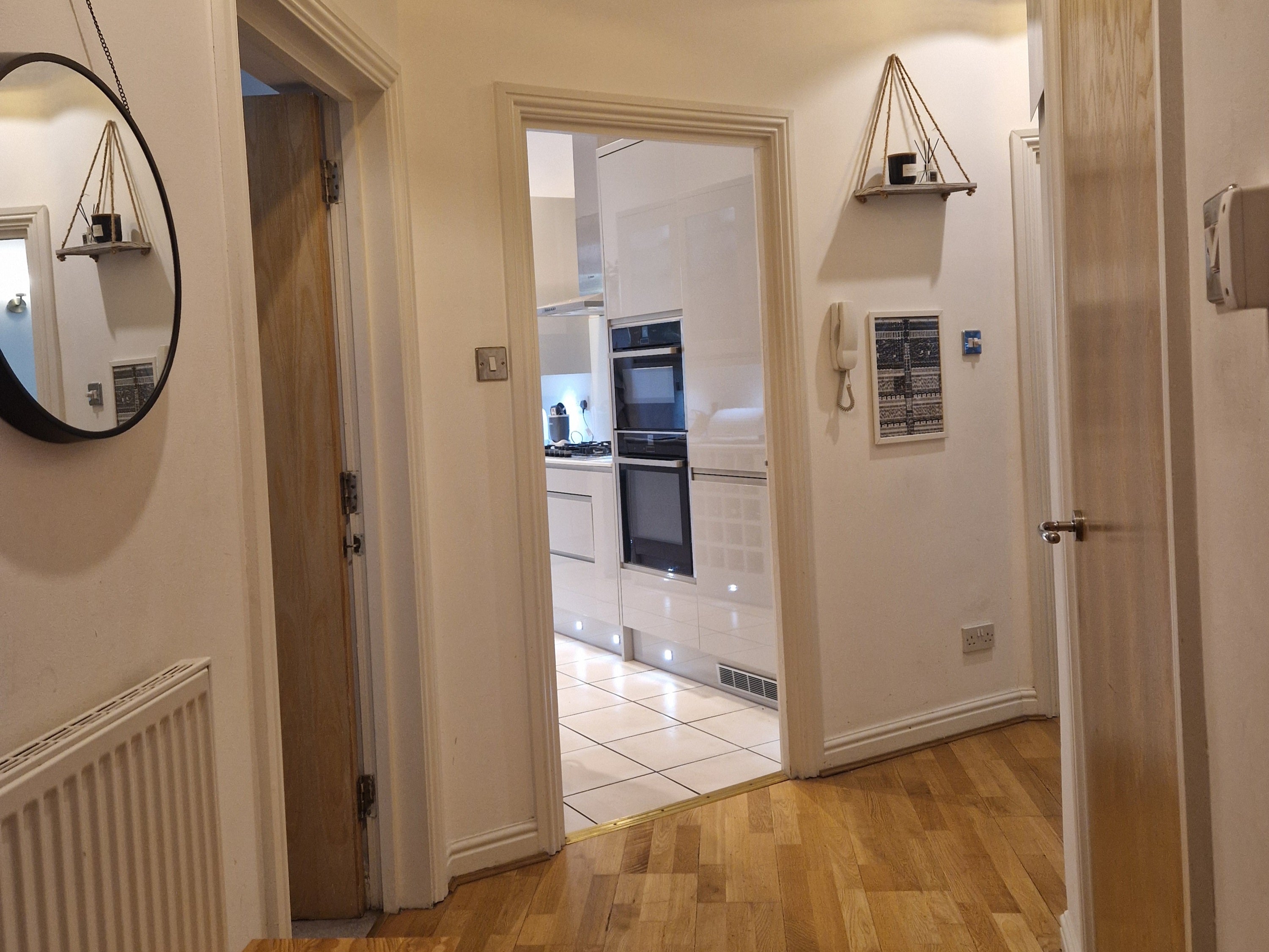 Flat Charles Haller Street in Greater London