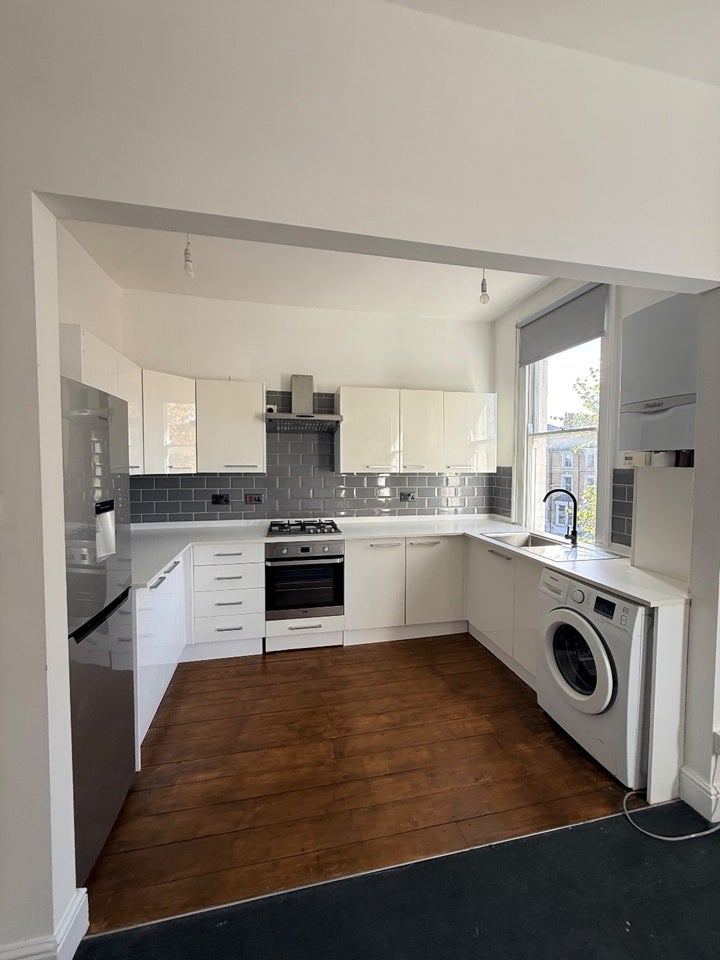 Flat Amhurst Road in Greater London