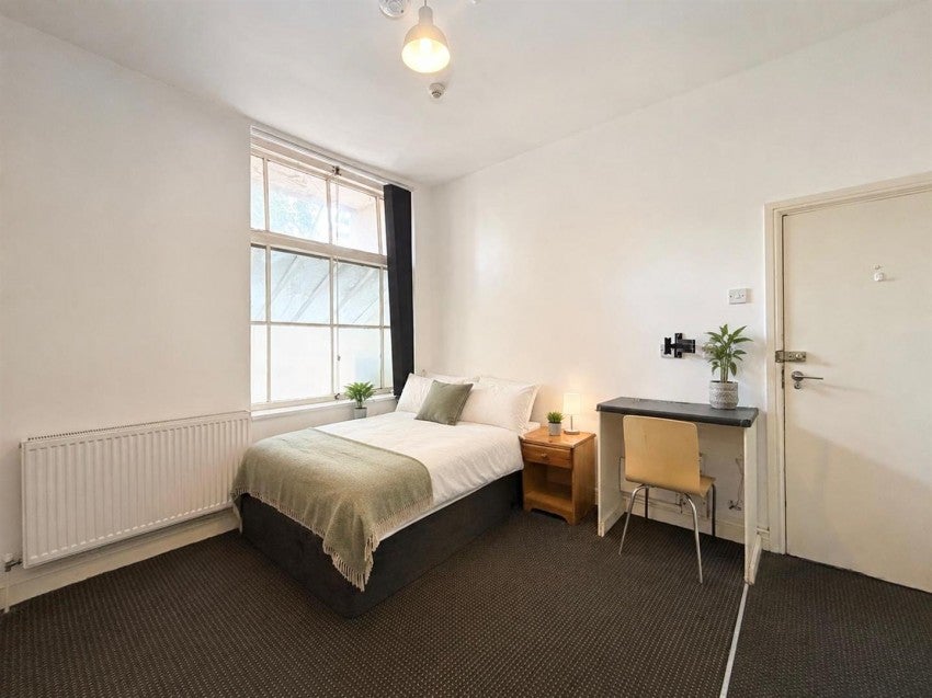 Room West Street in Leicester