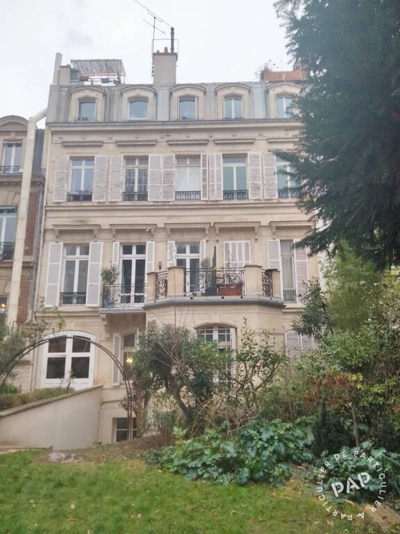 Appartement Cour de Rome à Paris