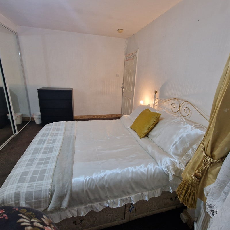 Room Wentworth Hill in Greater London