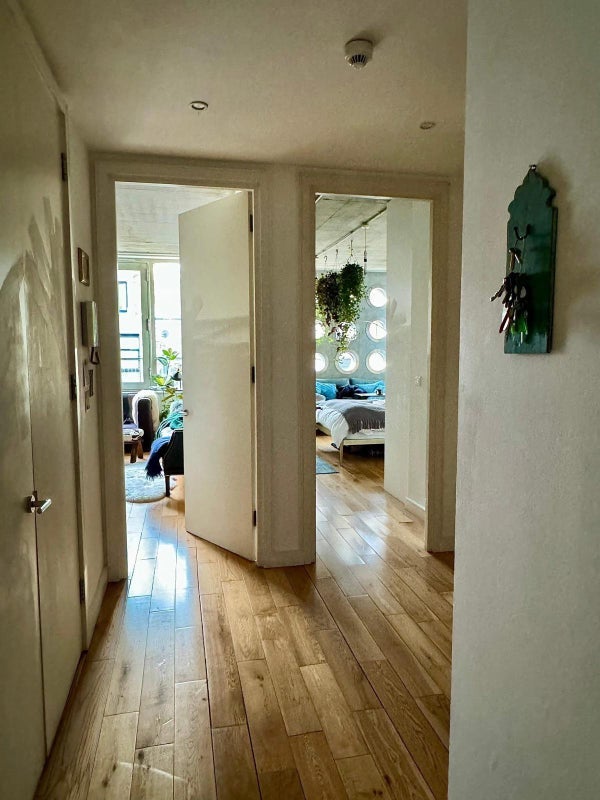 Room Kingsland Road in Greater London