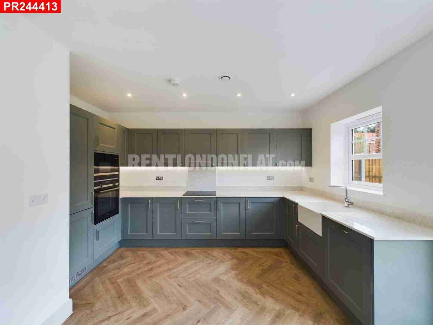 House Walnut Mews in Hart