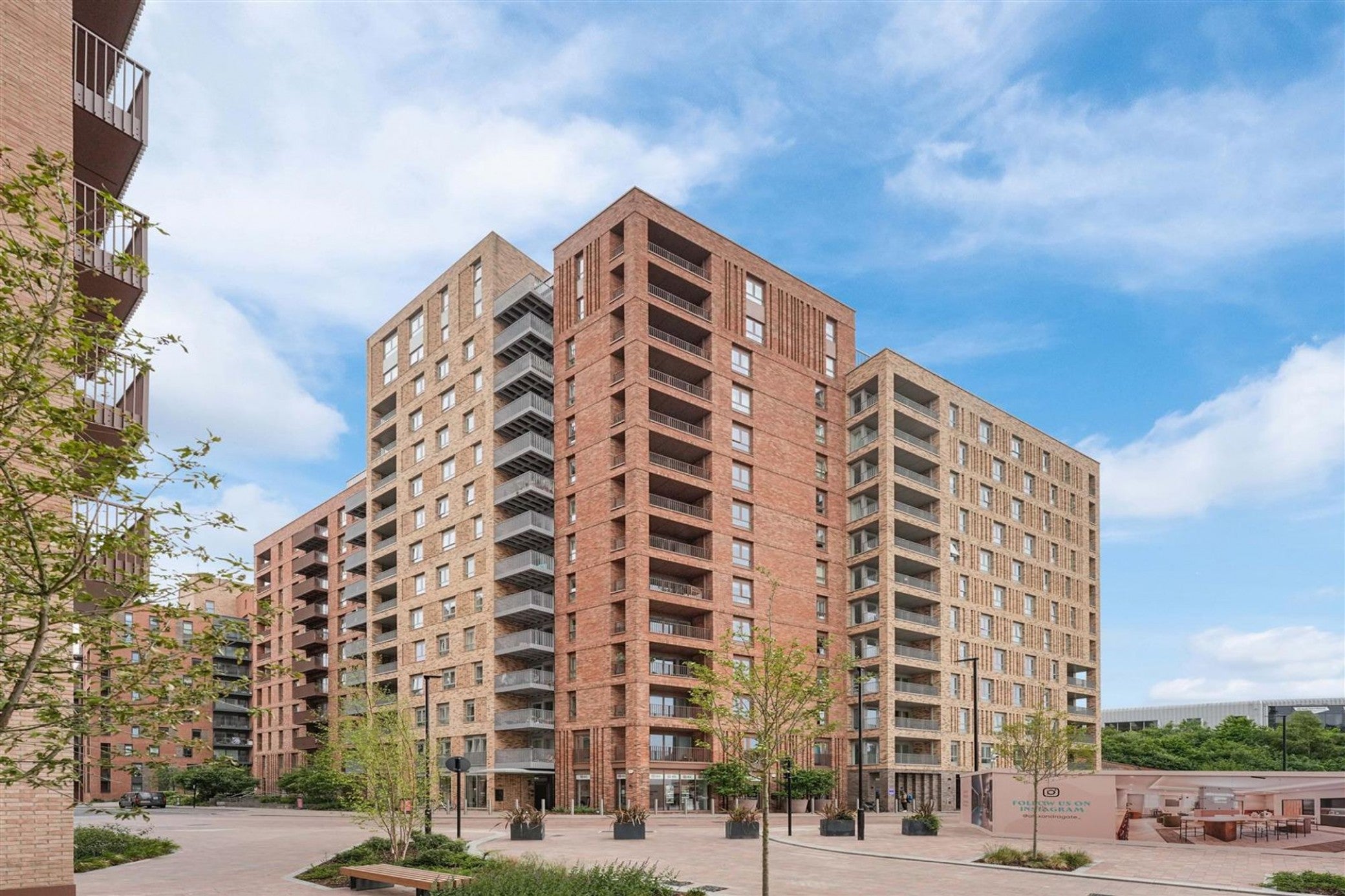 Flat Mary Neuner Road in Greater London