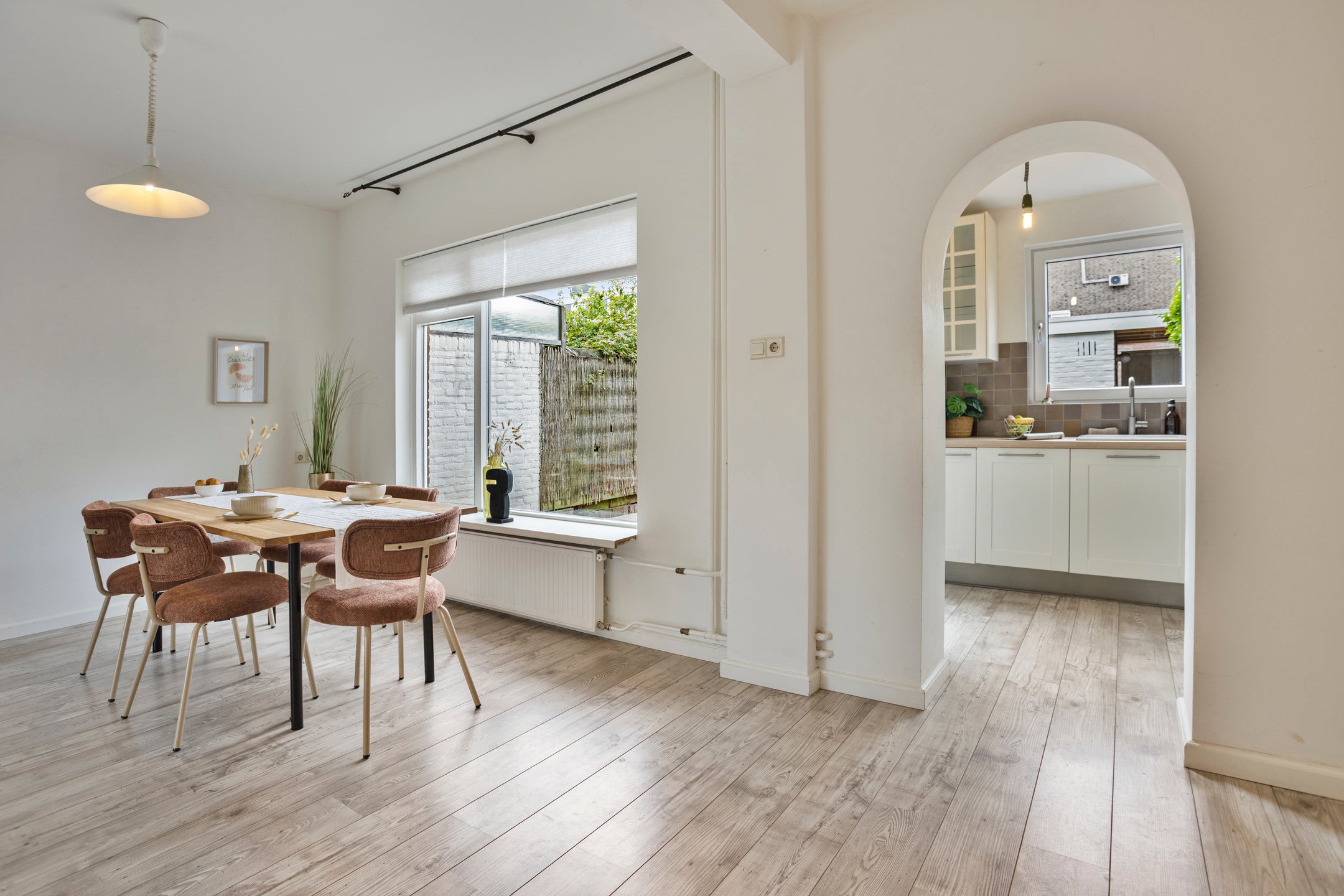 Tussenwoning te koop: Adelaertstraat 13, Eindhoven