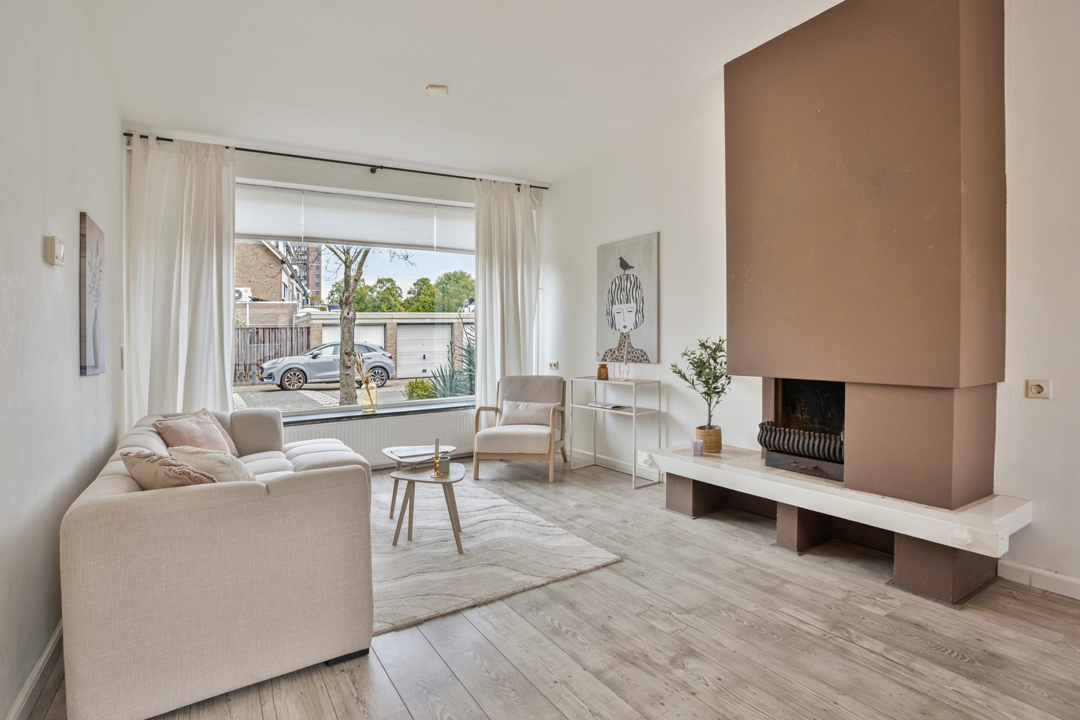 Tussenwoning te koop: Adelaertstraat 13, Eindhoven