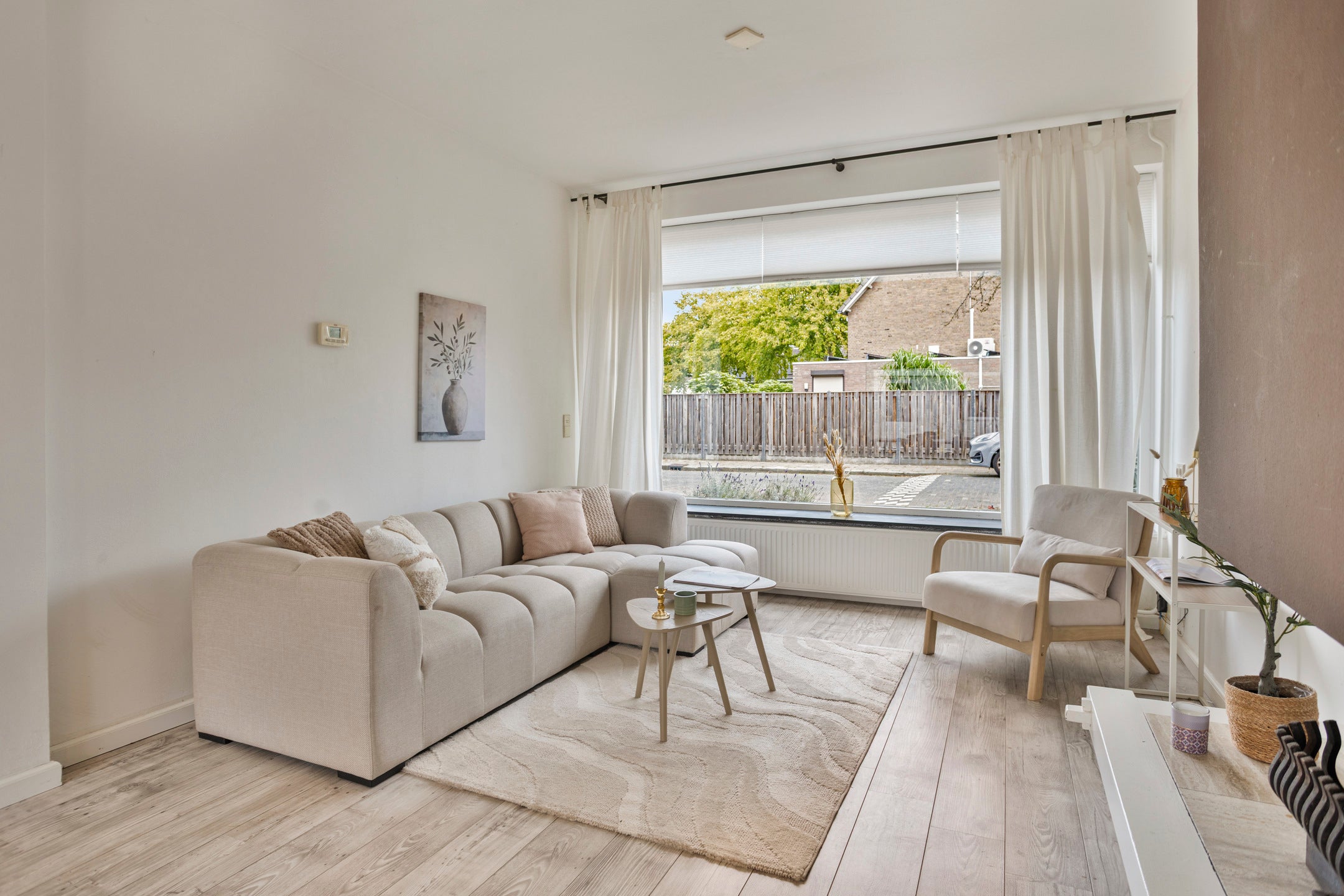 Tussenwoning te koop: Adelaertstraat 13, Eindhoven