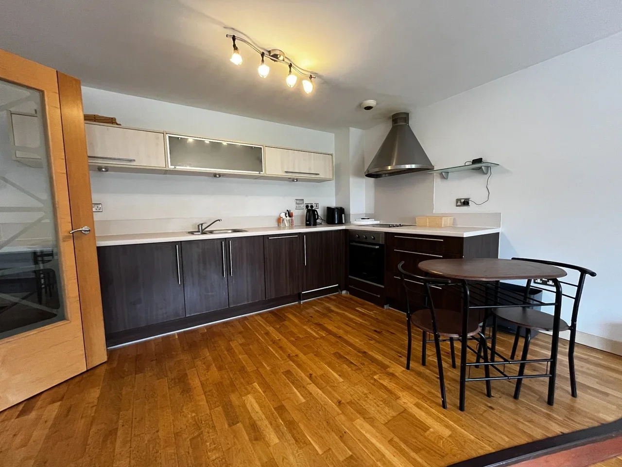 Flat St James' Barton in Bristol