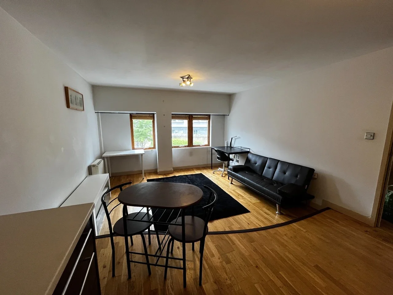 Flat St James' Barton in Bristol