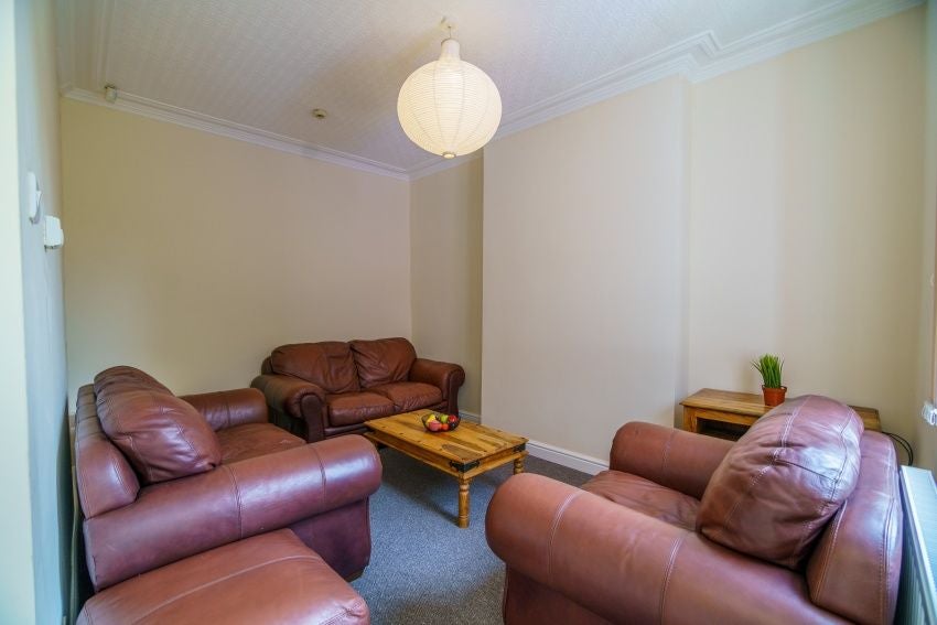 Flat Wadbrough Road in Sheffield
