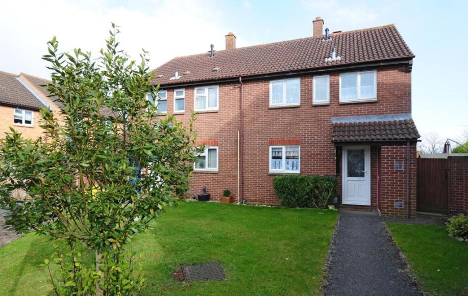 House Rochford Gardens in Cherwell District
