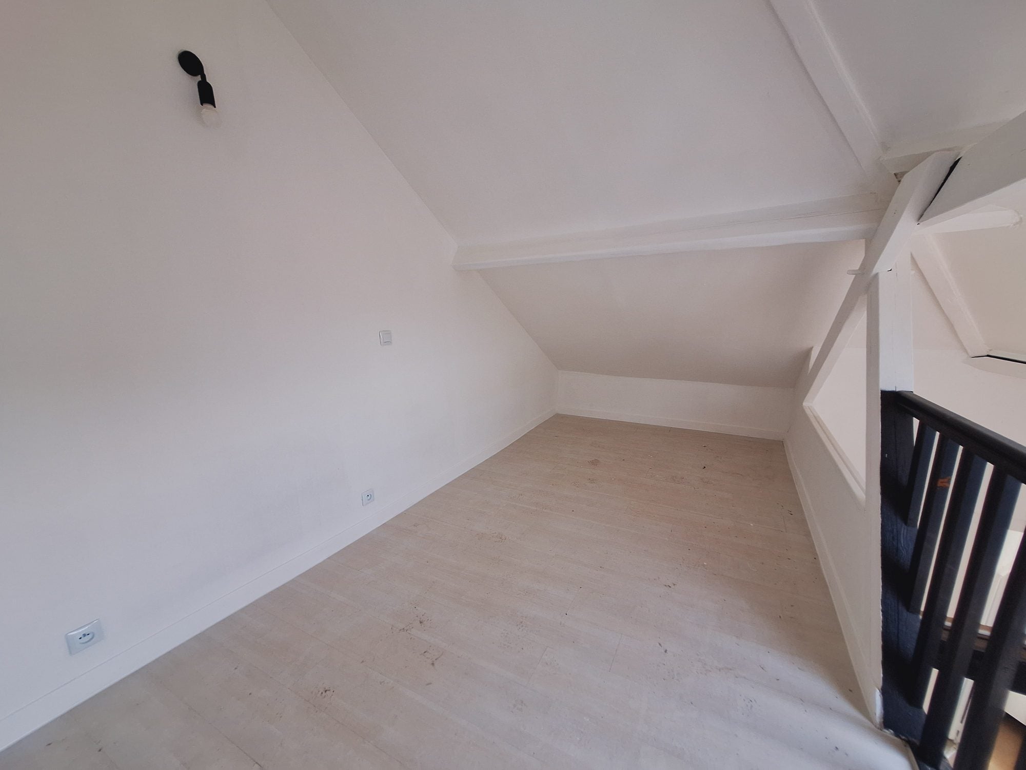 Flat Rue Jules Guesde in Roubaix