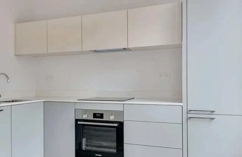Flat Lillie Road in Greater London