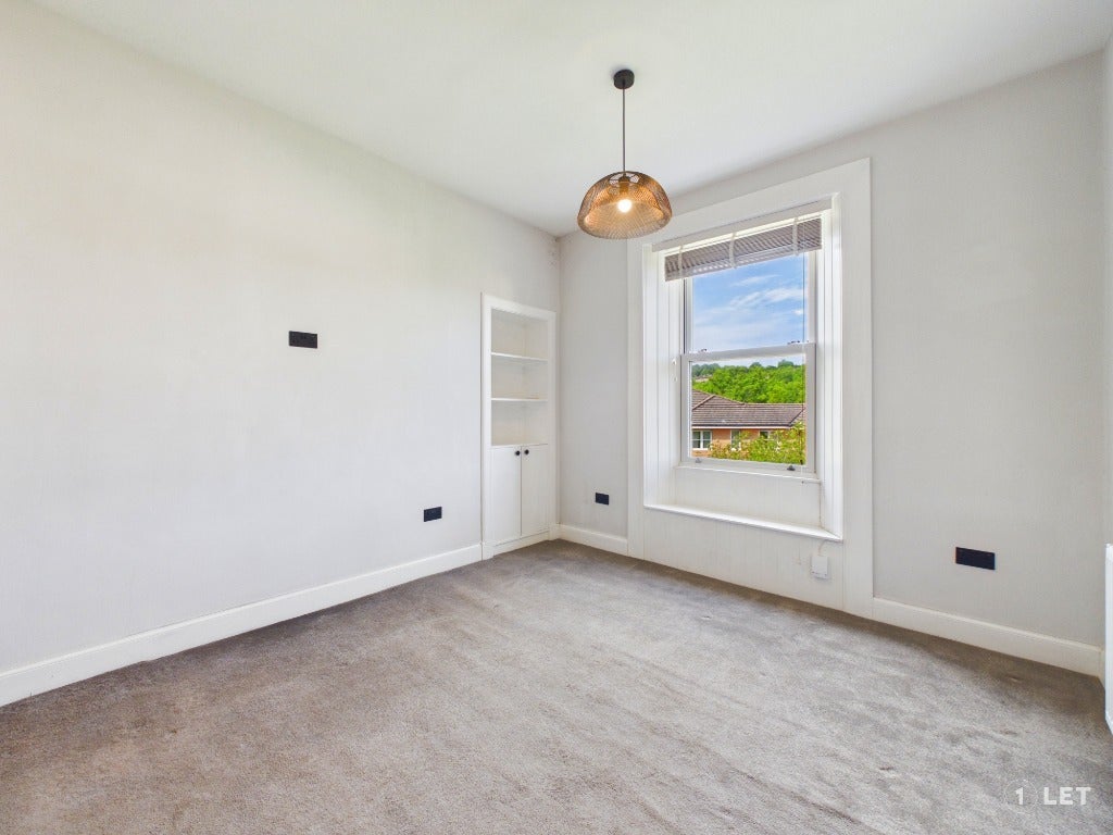 Flat Milton Street in City of Edinburgh