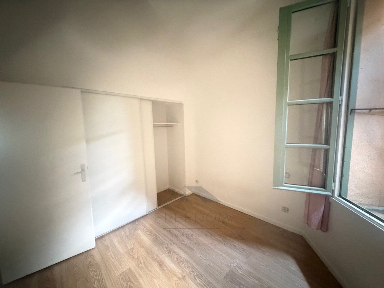 Flat Rue Leconte de L'Isle in Béziers