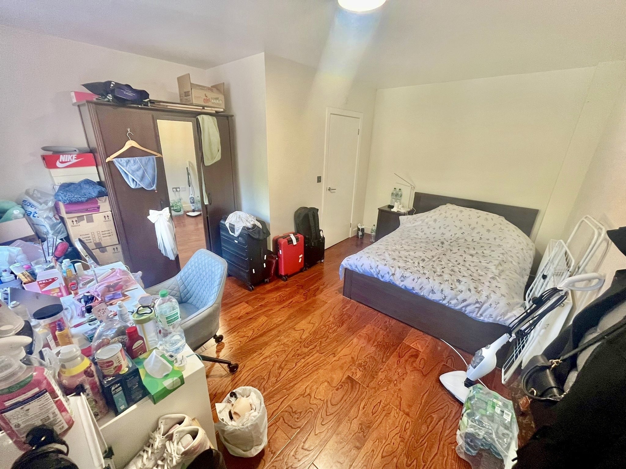 Room Earlham Road in Norwich