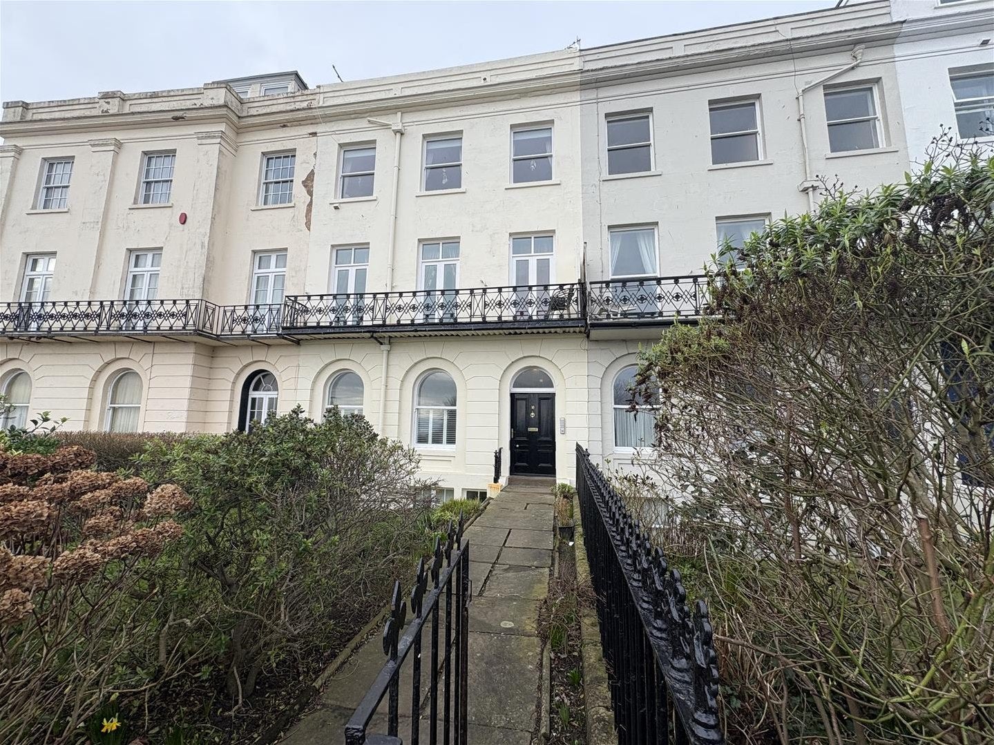 Flat Esplanade in Scarborough