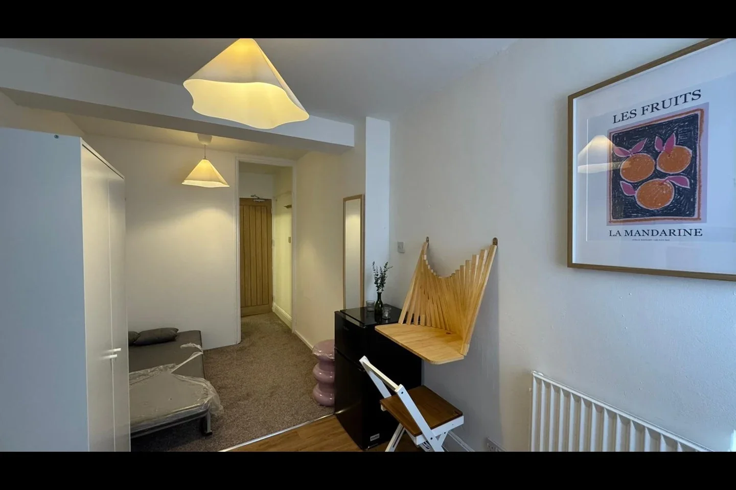 Flat North Circular Road in Greater London