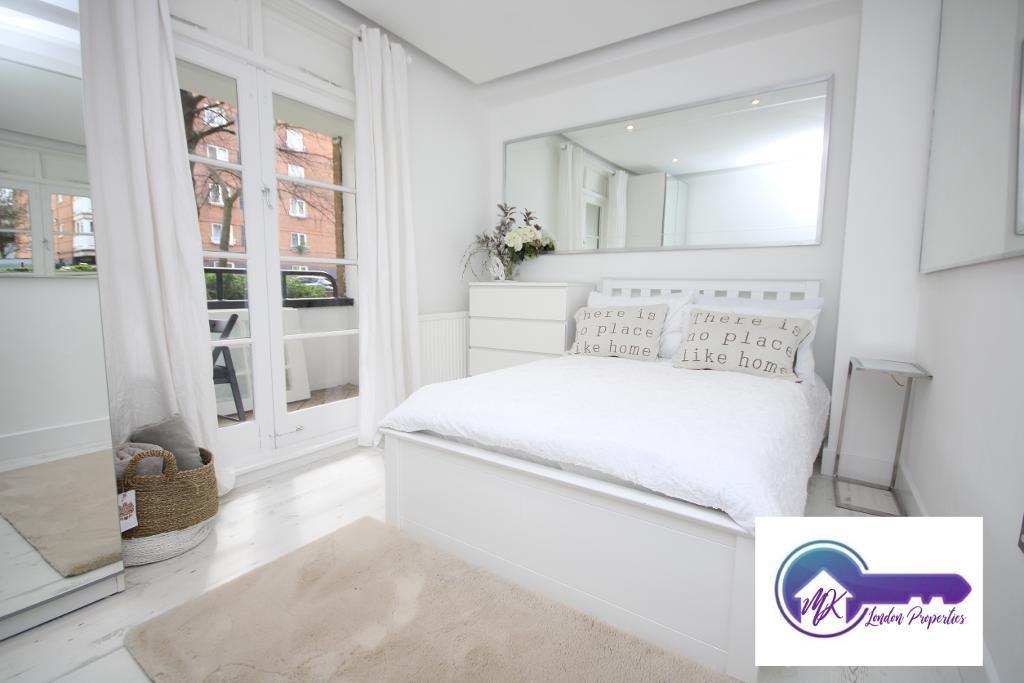 Room John Aird Court in City of Westminster