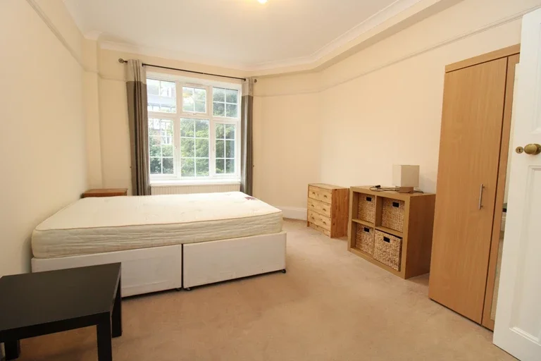 Flat Portsdown Mews in Greater London