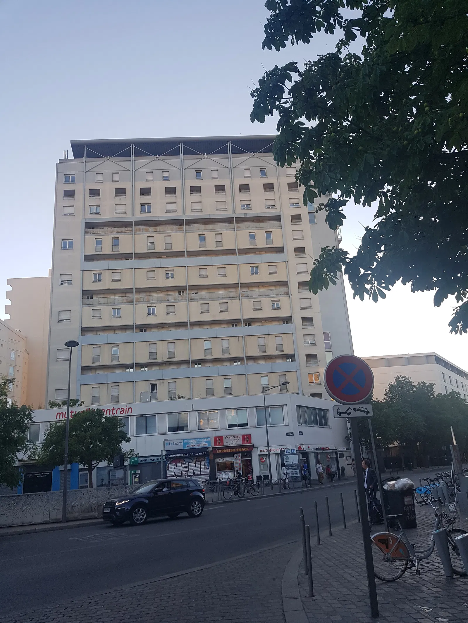 Chambre Rue Robert Caumont à Bordeaux