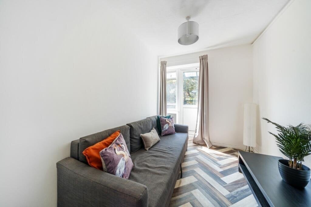 Flat Johnson's Place in City of Westminster