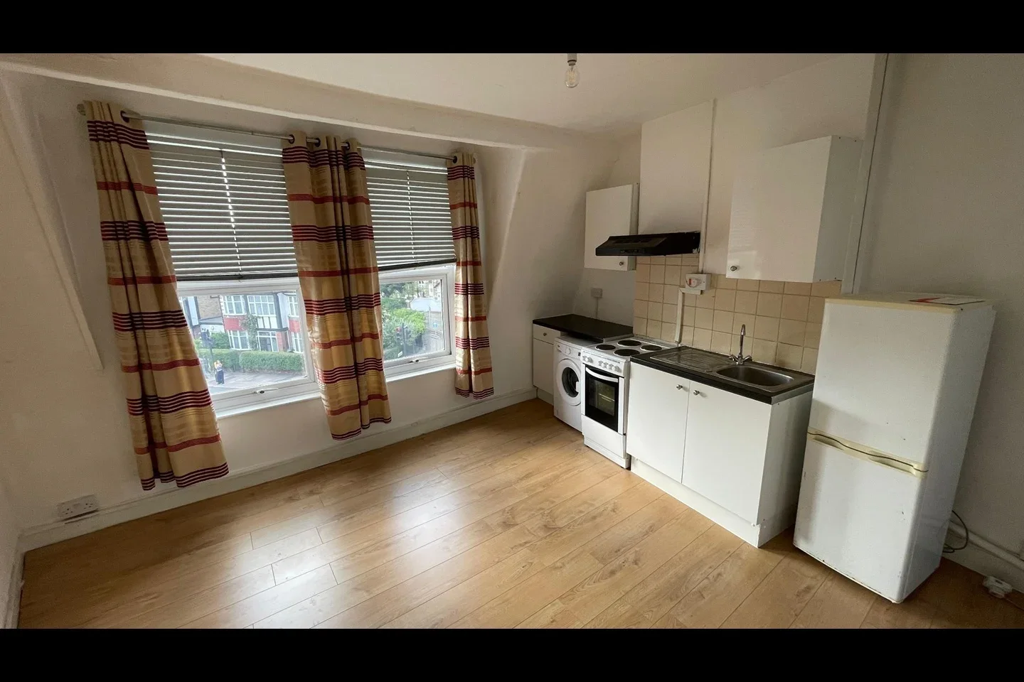 Flat Richmond Road in Greater London