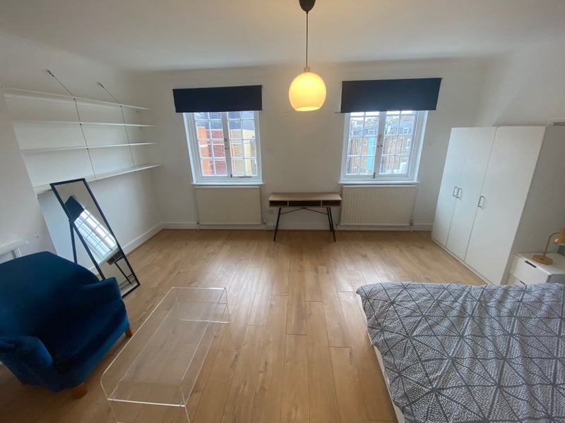Room Devonshire Place in City of Westminster