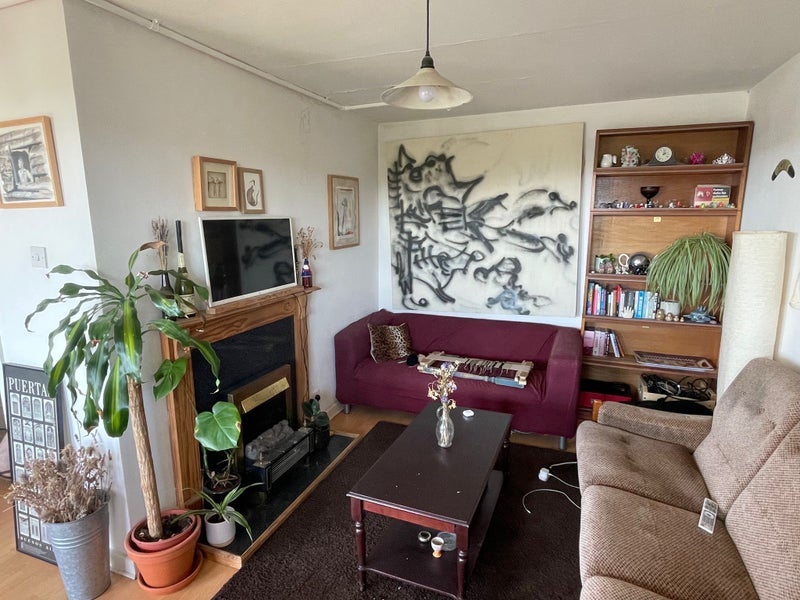 Room Mansfield Heights in Greater London