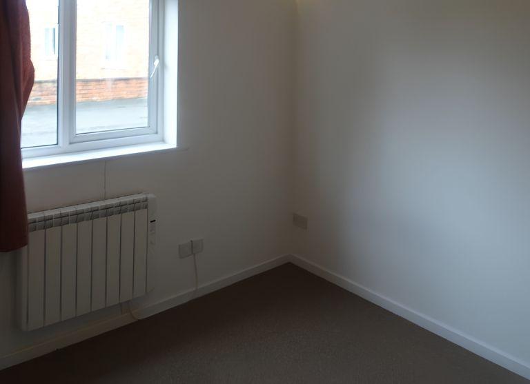 Flat Abington Square in Northampton