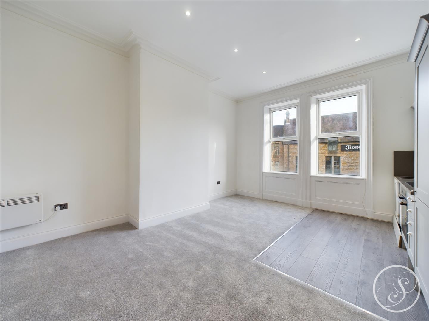 Flat Back Cheltenham Mount in Harrogate