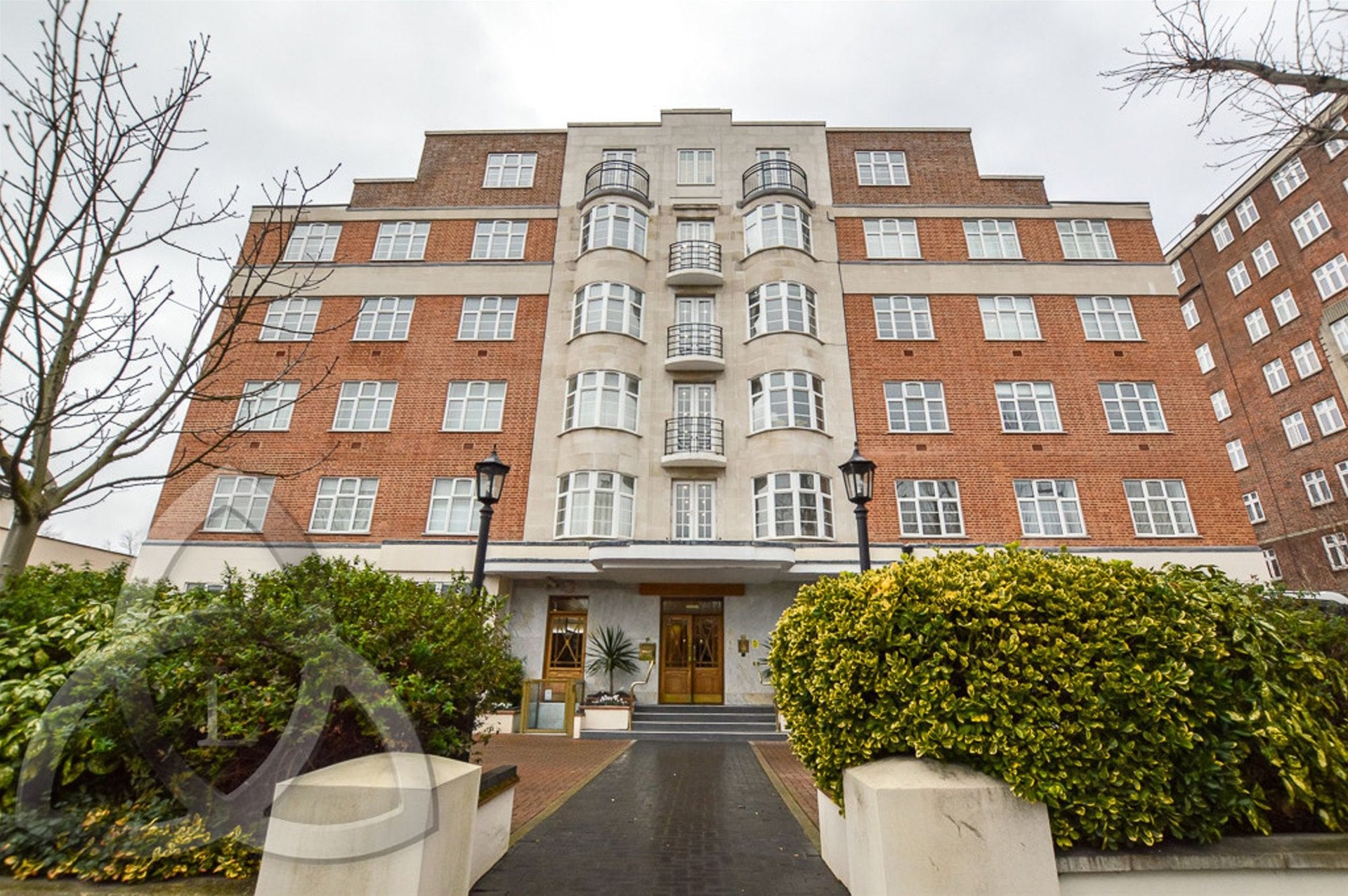 Flat Hall Road in City of Westminster