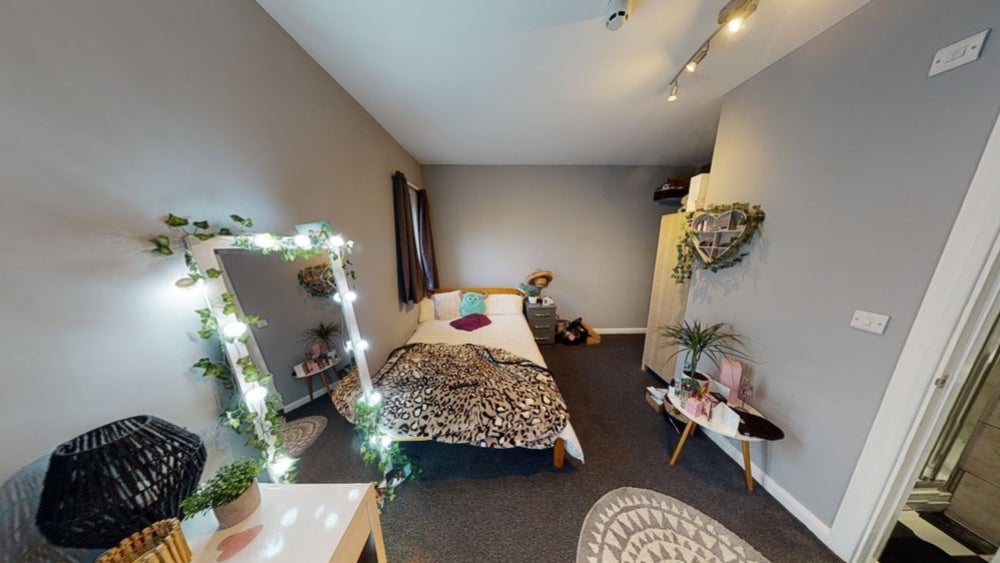 Flat Newstead Grove in Nottingham