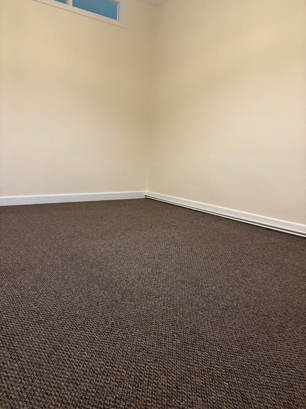 Room Charlton Road in Bristol