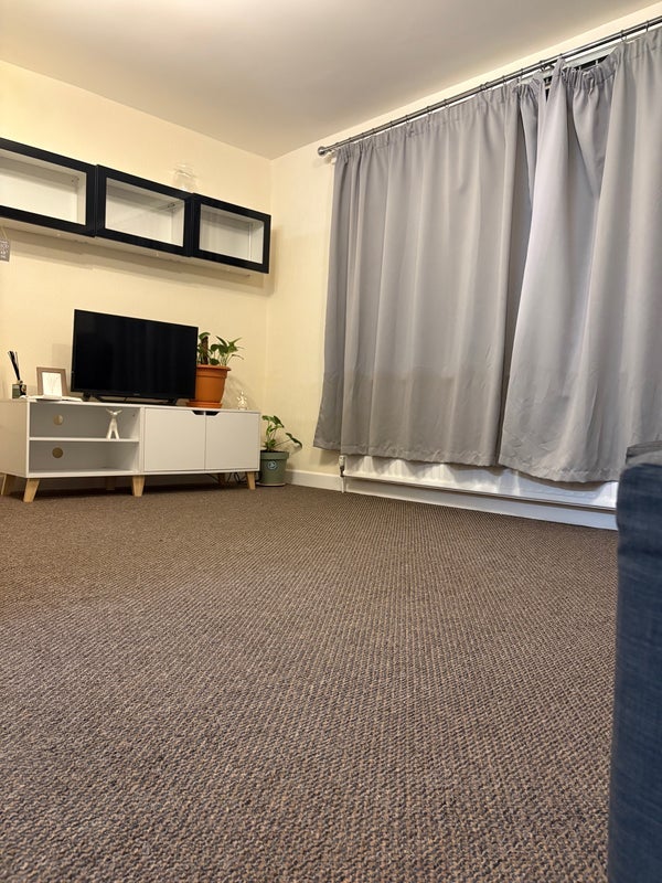 Room Charlton Road in Bristol