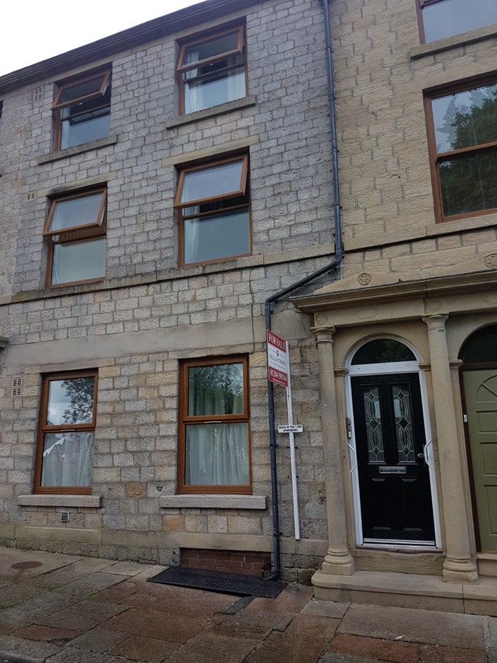 Flat Belgrave Road in Darwen