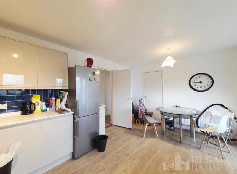 Room Tiber Gardens in Greater London