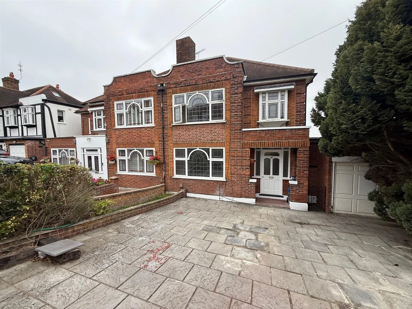 House Blockley Road in Greater London