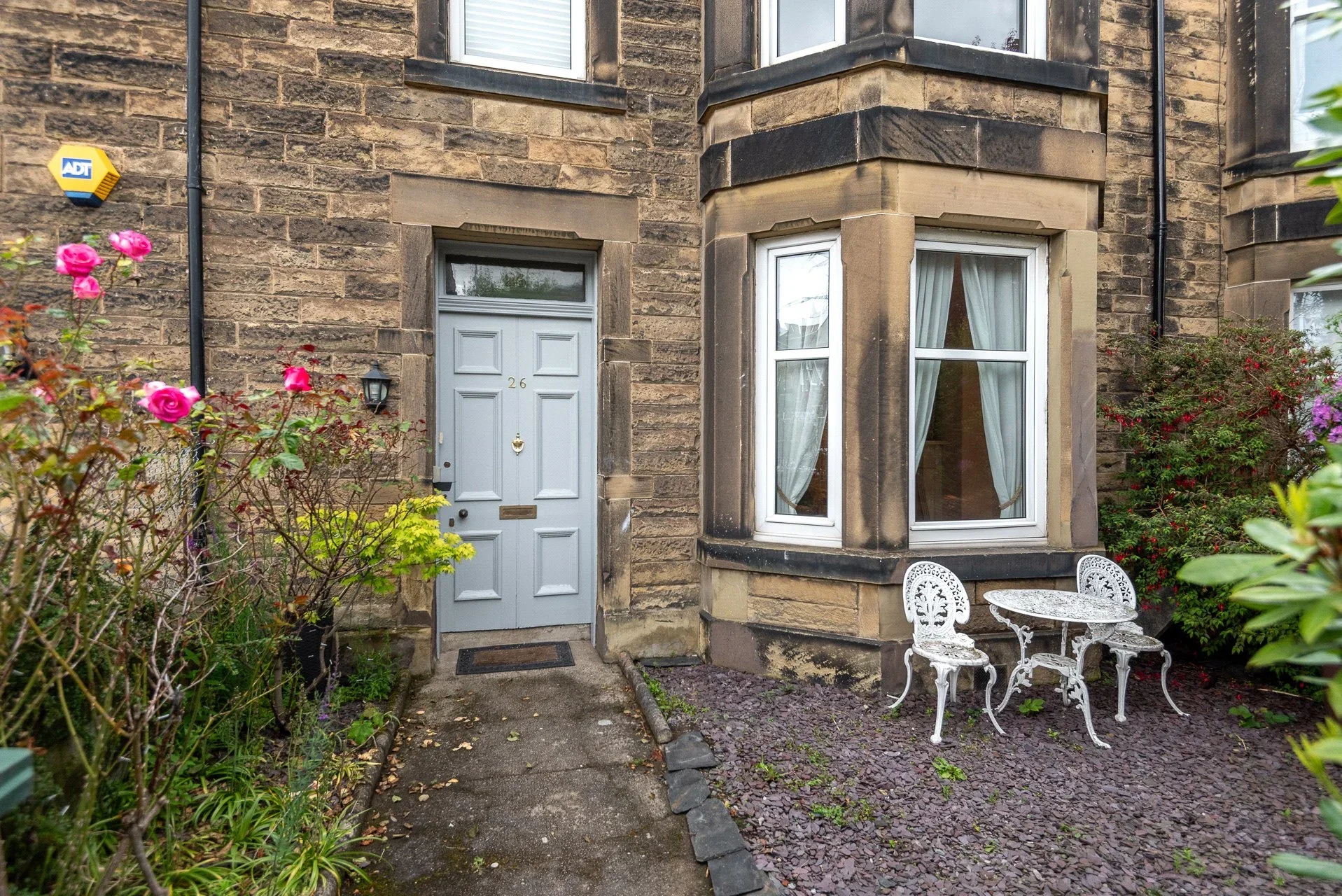 House Argyle Crescent in City of Edinburgh