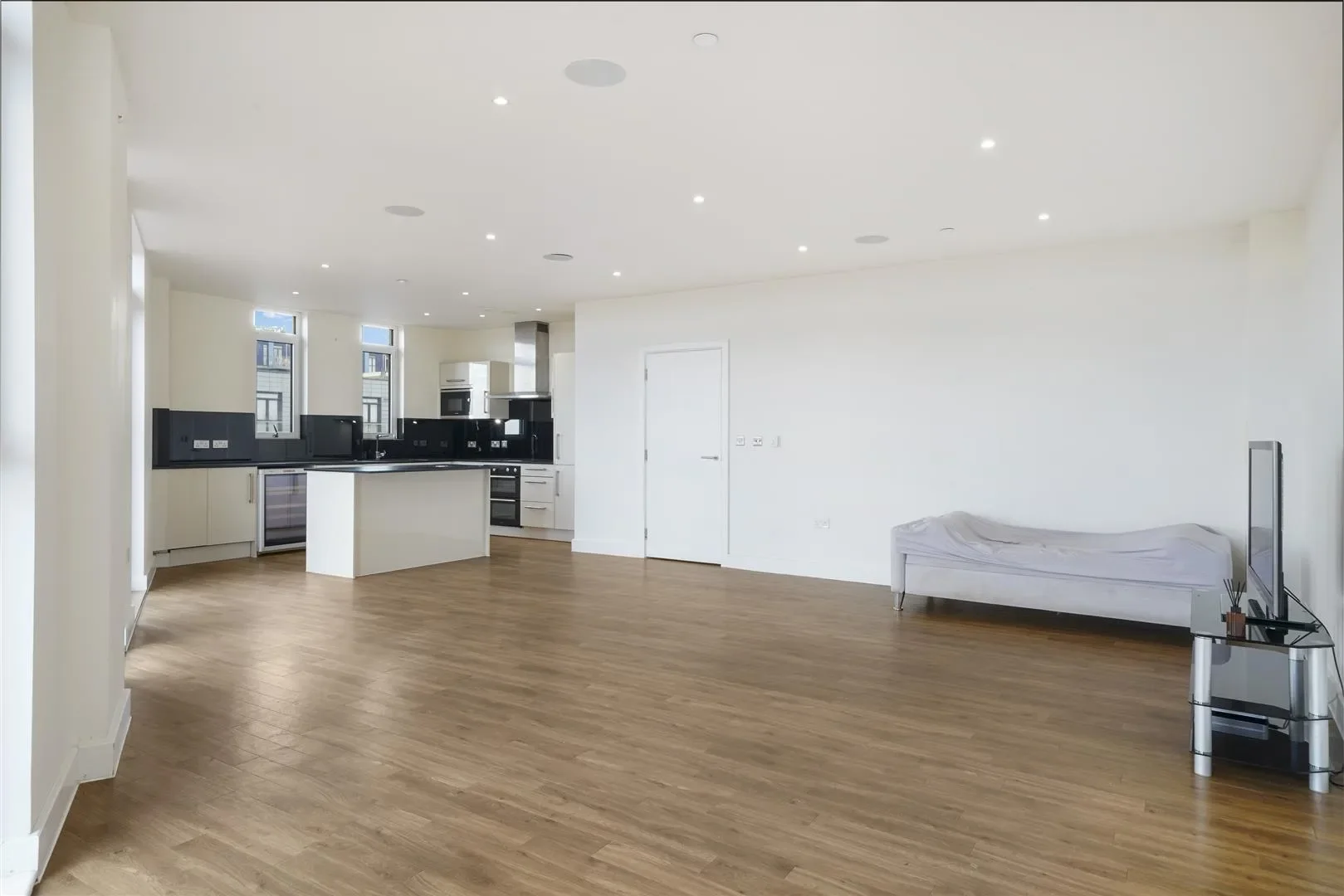 Flat Carlyon Close in Greater London