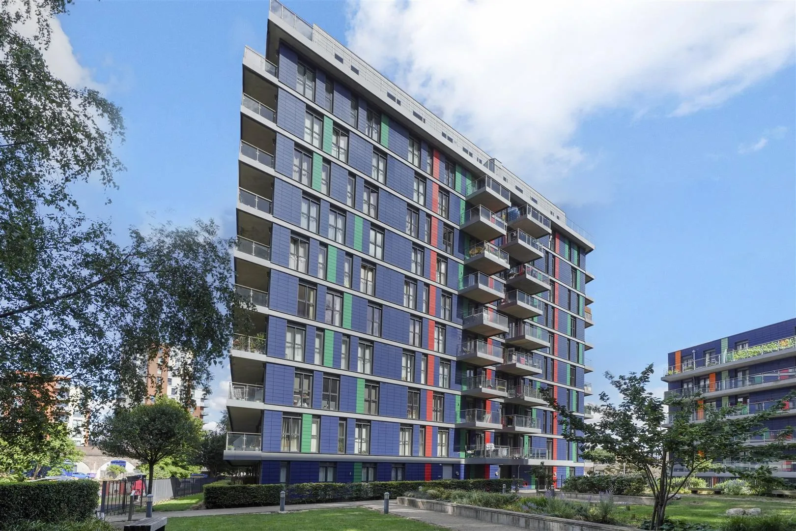 Flat Carlyon Close in Greater London