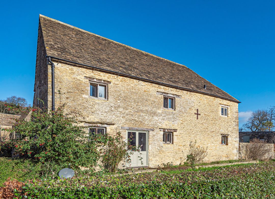 House Bath Road in Cotswold District