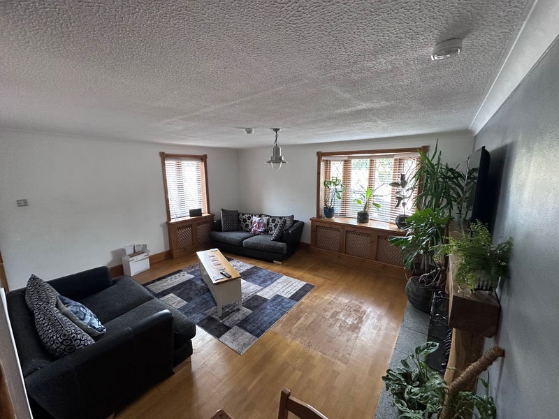 Room Crowhill Road in Nuneaton and Bedworth