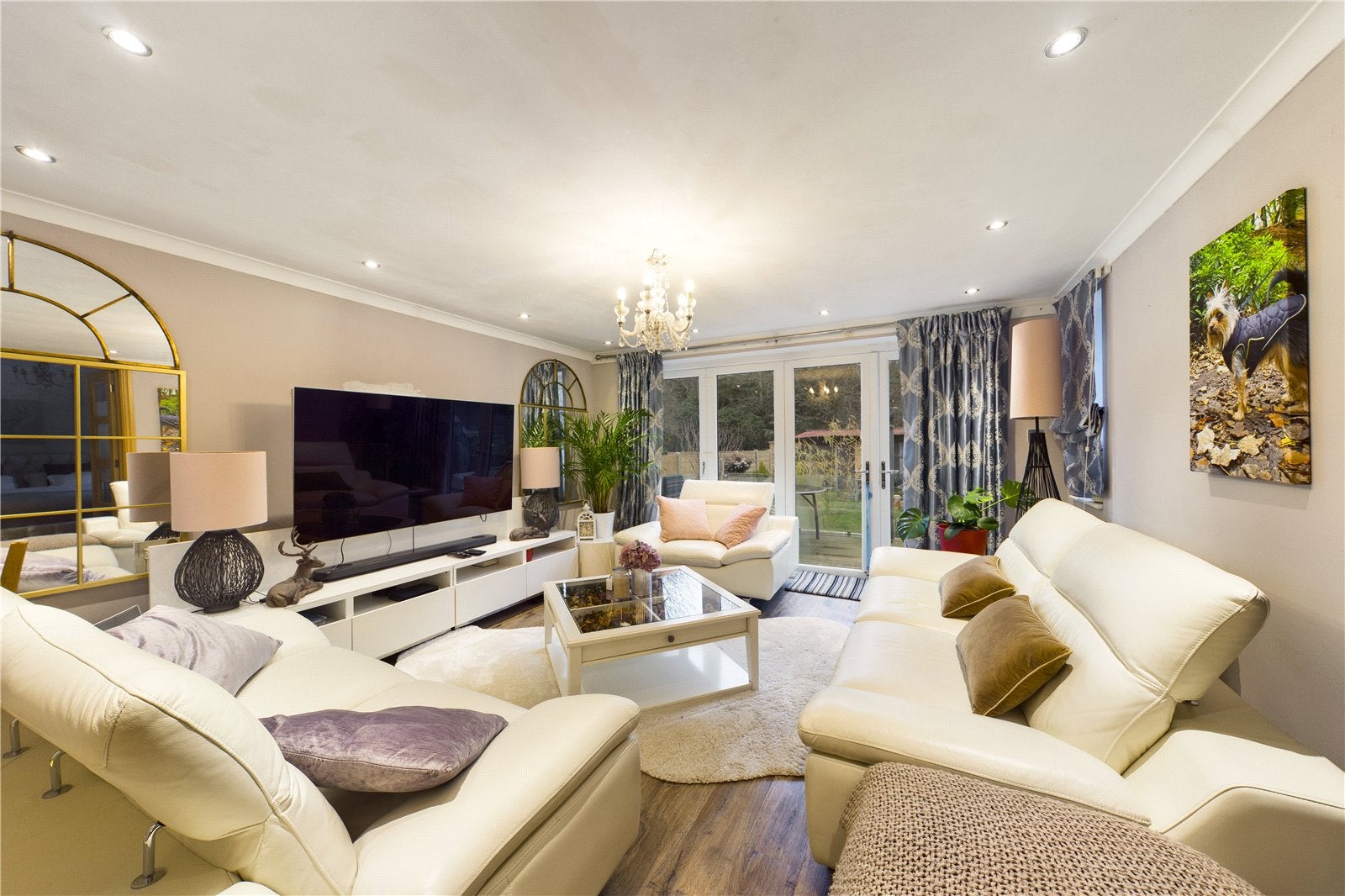 House Wimborne Avenue in Reigate and Banstead