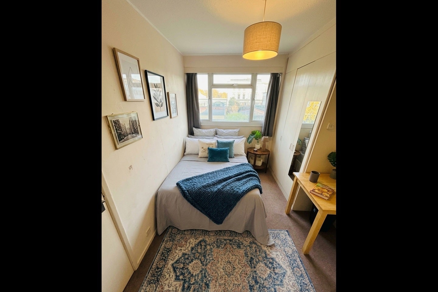 Room Pearscroft Road in Greater London